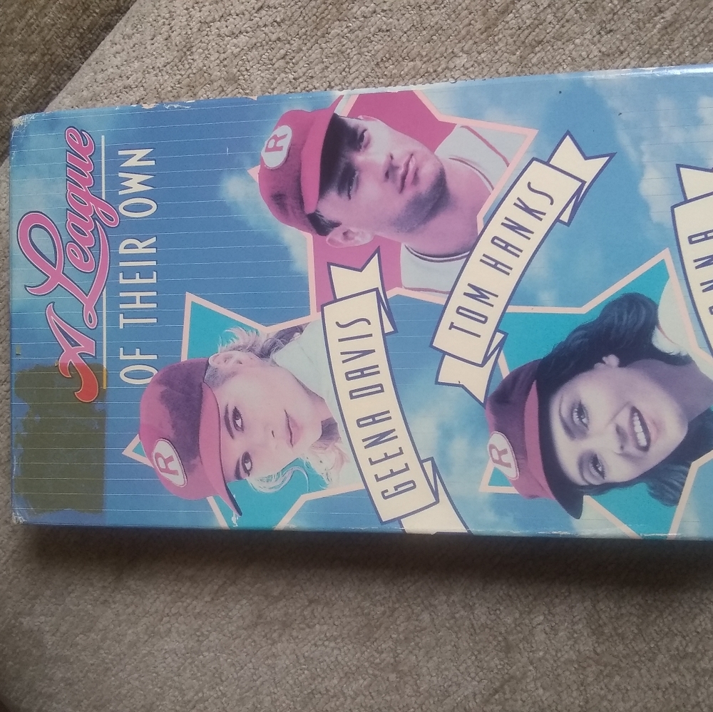 A LEAGUE OF THEIR OWN VHS